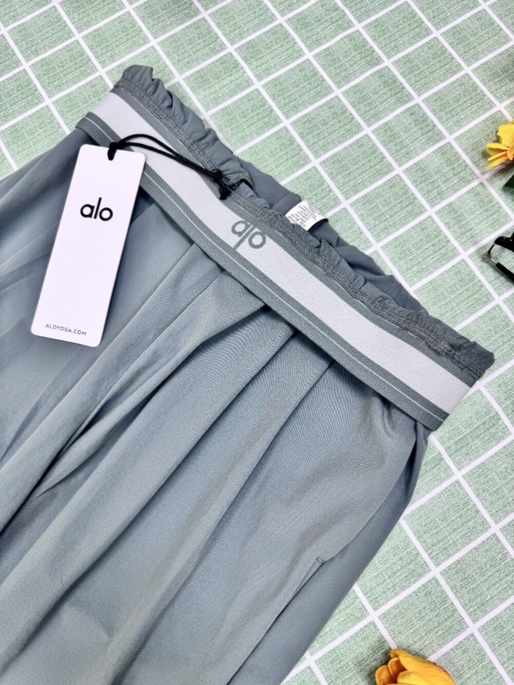 Authentic ALO Yoga Steel Grey (regular )Suit UpTrouser 👖🥰 Brand New - Picture 4 of 10